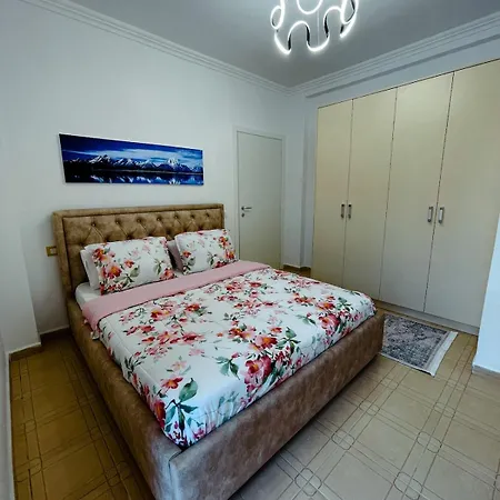 Sunny Holidays Apartament